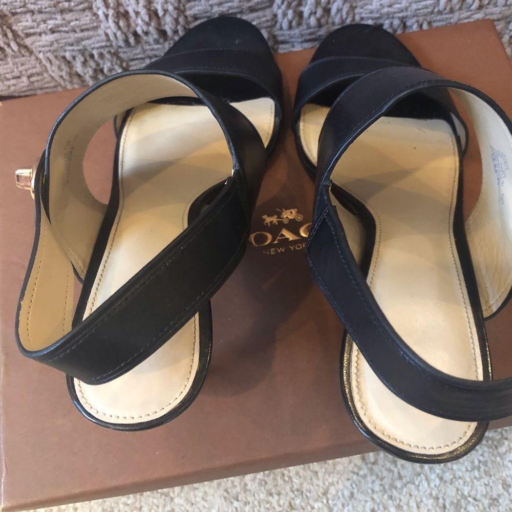 Leather calfskin sandals - Picture 4 of 6